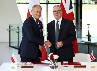 Großbritannien und Polen unterzeichnen Verteidigungsabkommen