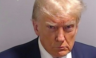 250-Dollar-Schein mit Trumps Konterfei ruft Kritik und Spott hervor