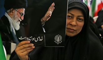 Teheran startet Vorbereitungen für verschobenes Staatsbegräbnis für Chamenei