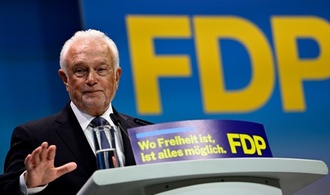 Kubicki in Kampfabstimmung gegen Strack-Zimmermann zum FDP-Chef gewählt