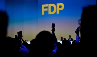FDP setzt Parteitag fort - Wirtschaftspolitik im Mittelpunkt