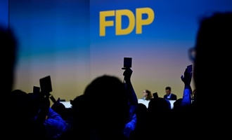 FDP setzt Parteitag fort - Wirtschaftspolitik im Mittelpunkt