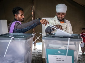 Parlamentswahl in Äthiopien: Erneut klarer Sieg für Regierungschef Abiy erwartet