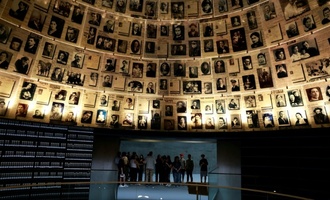 Straßenabschnitt in Berlin wird nach Hococaust-Gedenkstätte Yad Vashem benannt
