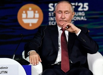 Kritik an Teilnahme von deutschen Unternehmern an Wirtschaftsforum in Russland