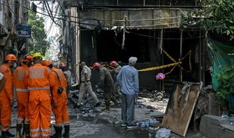 Mehr als 20 Tote und Dutzende Verletzte bei Brand in Frühstückspension in Neu Delhi