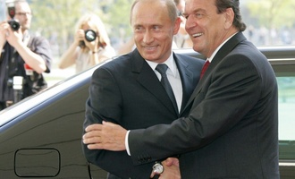 Putin empfängt Schröder in Moskau - Keine Angaben zu Inhalt von Vier-Augen-Gespräch