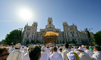 Mehr als 1,2 Millionen Menschen bei Papst-Messe in Madrid 