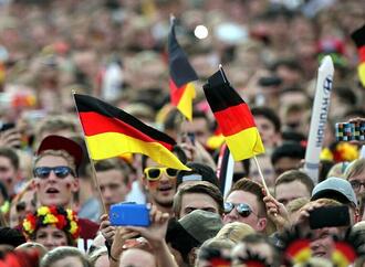 Geringer WM-Effekt für deutsche Wirtschaft erwartet