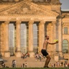 ''Bundestag legt nicht die Füße hoch'': Regierung gegen Streichung der Sommerpause