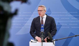 Politik und Wirtschaft wollen Netzausbau beschleunigen