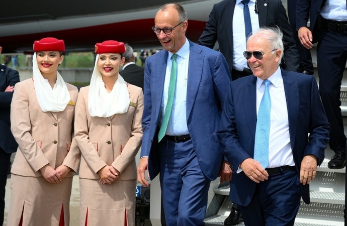 Slots für ausländische Airlines: Bundesregierung für Marktöffnung in der Luftfahrt