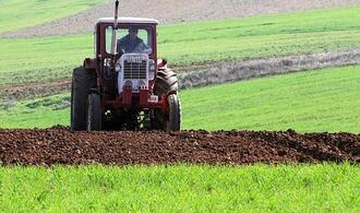 EU plant Millionenhilfe für Landwirte wegen Düngemittelkrise