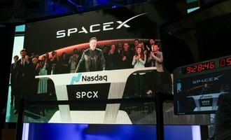 SpaceX-Aktie nach Börsenstart auf Höhenflug - Musk erster Billionär der Welt