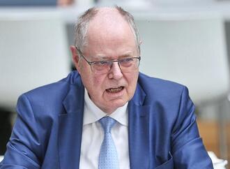 Steinbrück will Bedingungen für Ende von Brandmauer zur AfD