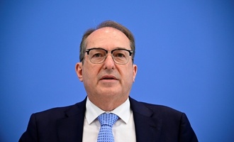 Dobrindt warnt vor Drohnenangriffen auf Bundestag und weitere Verfassungsorgane