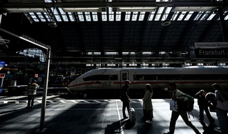 Bericht: Mehr als 90 wichtige Bahnprojekte in Deutschland in Gefahr