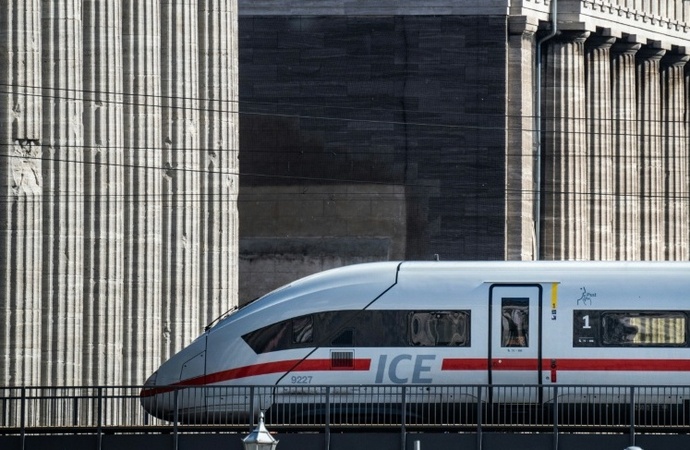 Bahnstrecke Hamburg-Berlin wird am Sonntag wiedereröffnet