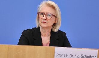 Wirtschaftsweise Schnitzer fordert Einschränkung von Minijobs