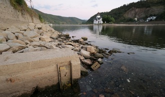 Rhein und Mosel wärmer als 25 Grad: Rheinland-Pfalz ruft Warnstufe aus