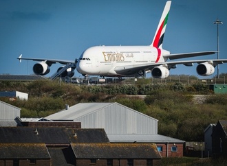 Risse an Flugzeugflügeln: Airbus überprüft 16 Maschinen vom Typ A380