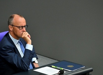 Merz steht Abgeordneten im Bundestag Rede und Antwort
