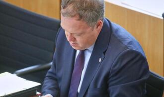 Voigt warnt Bund vor Alleingang bei Reformen