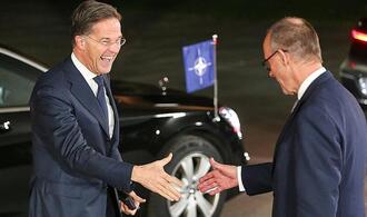 Nato-Generalsekretär kommt zu Sitzung des Bundeskabinetts