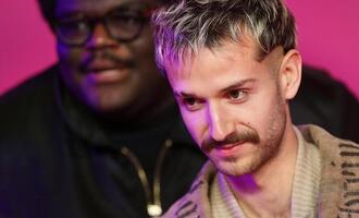 ''Gut genug'' von Blumengarten bleibt an Single-Charts-Spitze