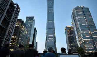 Kleinflugzeug in Hochhaus in Peking gekracht: Pilot tot und 13 Menschen verletzt