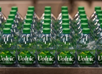 Volvic wegen irreführender Werbung in Frankreich verurteilt