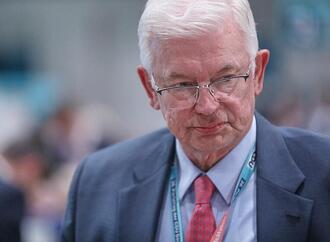 Koch rät Union zu Kompromiss bei Reichensteuer