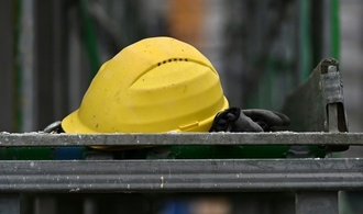 Tödlicher Unfall auf Baustelle in Hamburg: Arbeiter von Radlader erfasst