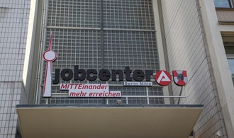 Verdi-Befragung: Viele Beschäftigte in Jobcentern sind überlastet