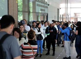 Mehr als eine Million Ausländer in Spanien stellen Antrag auf Aufenthaltstitel