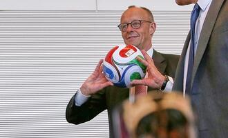 Merz will DFB keine Tipps zur Trainerfrage geben