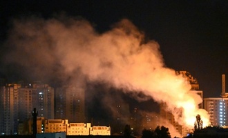 Mehrere Explosionen in Kiew - Mindestens ein Brand ausgebrochen