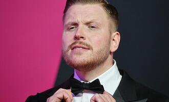 Rapper Finch neu auf Platz eins der deutschen Album-Charts