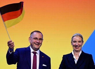 ''Wir sind die neue Volkspartei'': Weidel  formuliert Führungsanspruch für AfD