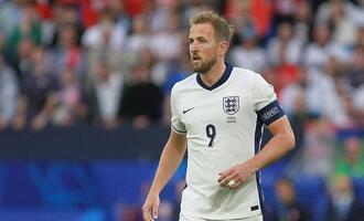 England gewinnt WM-Achtelfinale gegen Mexiko in Unterzahl