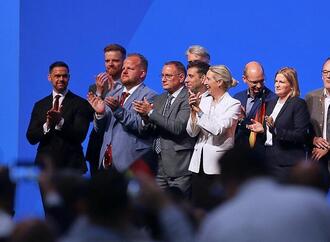 AfD bleibt in Forsa-Umfrage stärkste Kraft