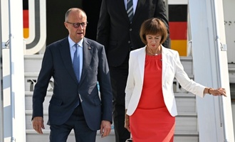 Bundeskanzler Merz zu Nato-Gipfel in Ankara eingetroffen