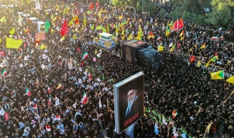 Tausende bei Trauerprozession für getöteten iranischen Führer Chamenei in Nadschaf