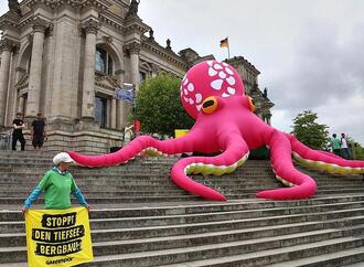 Greenpeace wirft Regierung Doppelrolle bei Tiefseebergbau vor
