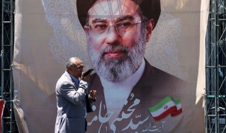 Chamenei kündigt Rache für Tötung seines Vaters an - Trump droht Iran mit Vernichtung
