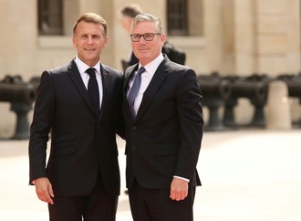 Macron nimmt Starmer in französische Ehrenlegion auf