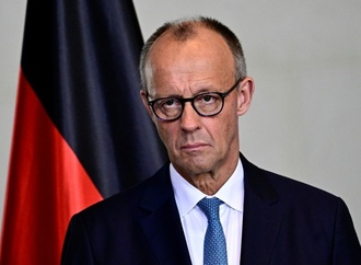 Merz stellt sich in Sommerpressekonferenz Fragen der Medien