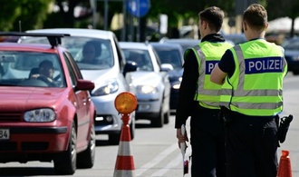 EU-Innenkommissar fordert erneut ''schrittweises'' Ende deutscher Grenzkontrollen