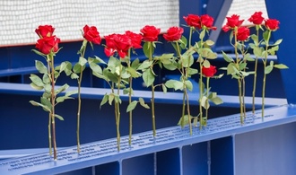 Denkmal für Opfer der Breivik-Anschläge in Oslo eingeweiht