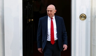 Neuer britischer Premier Burnham macht Ex-Verteidigungsminister Healey zum Finanzminister